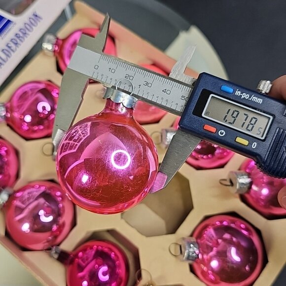 Vintage PINK Christmas Ornaments Set Of 12 Round Glass Baubles - Picture 9 of 13